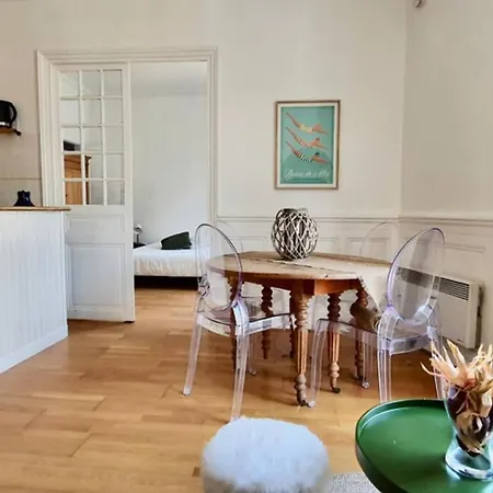 Beau 2 Pieces En Centre Et A 200m De La *